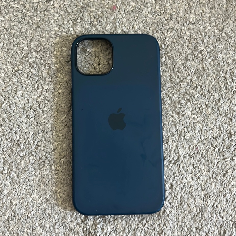 Apple iPhone 13 case